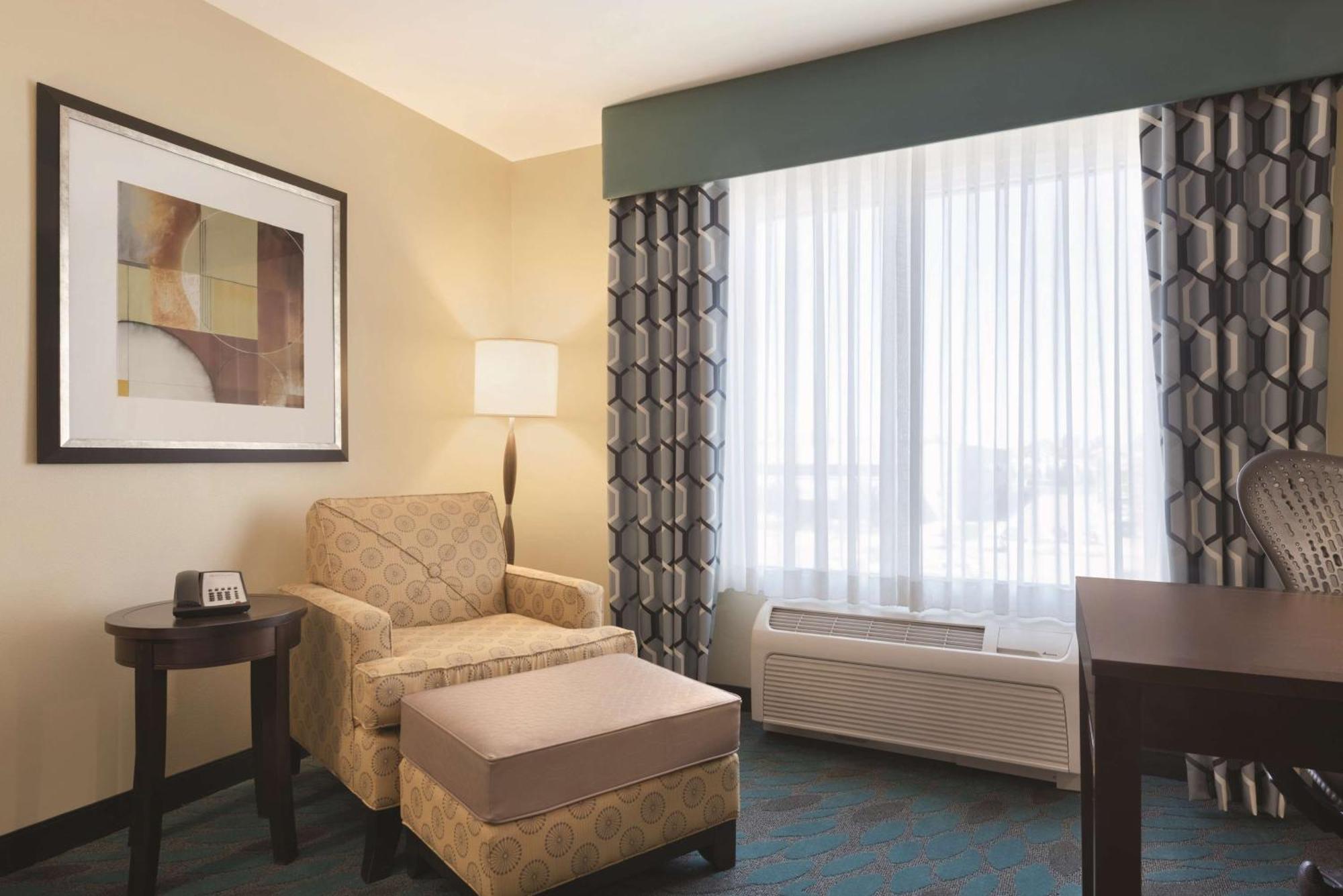 Hilton Garden Inn Fargo Ngoại thất bức ảnh